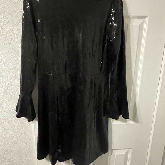 Scoop black sequined dress - Picture 2 of 8